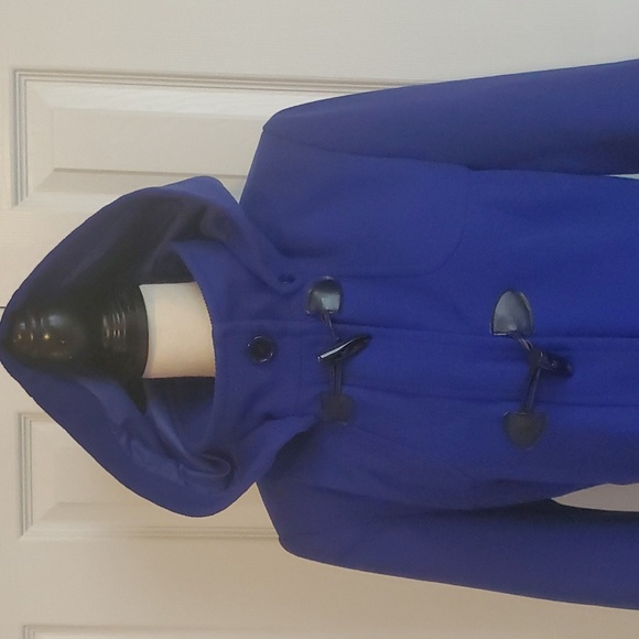 Peacoat with detachable  hood - Picture 5 of 11